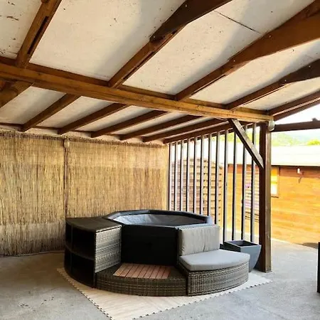 Studio Avec Jacuzzi, Exterieur Et Parking Privatif *
