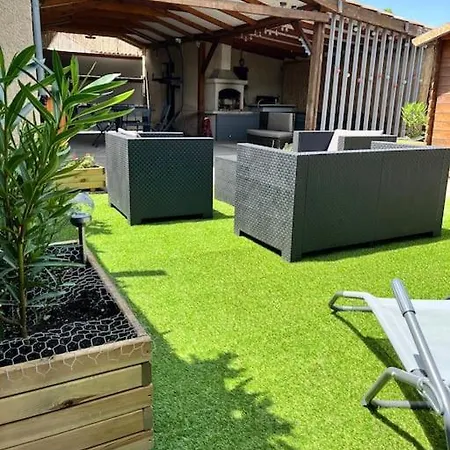 Studio Avec Jacuzzi, Exterieur Et Parking Privatif *